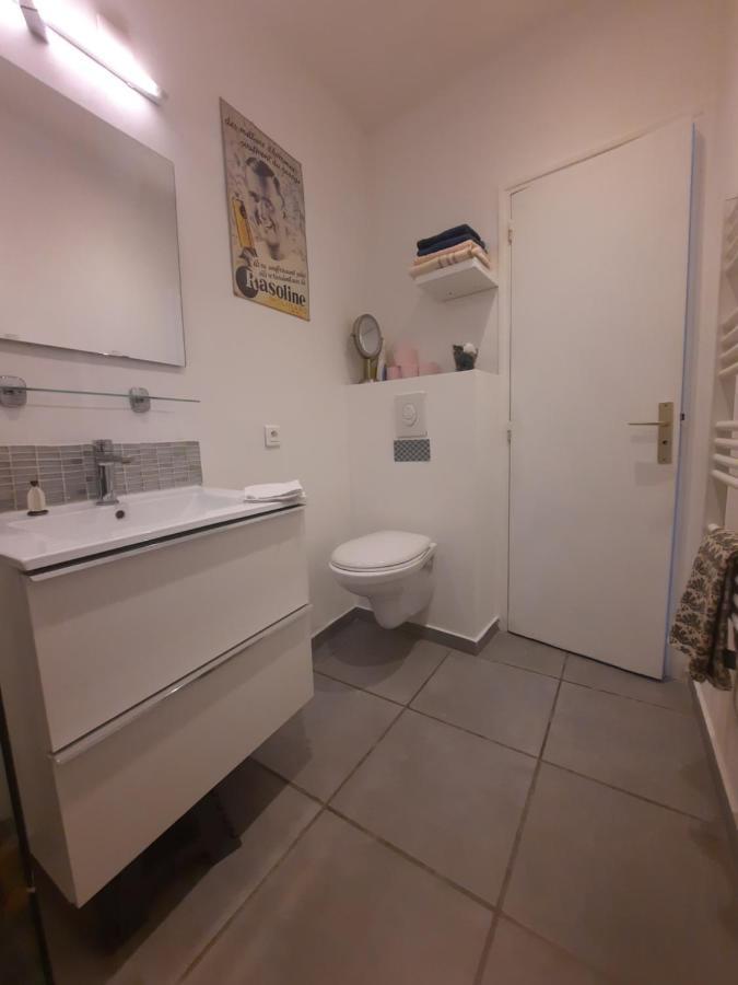 Agreable Appartement T2 Proche Centre Nimes Exterior foto